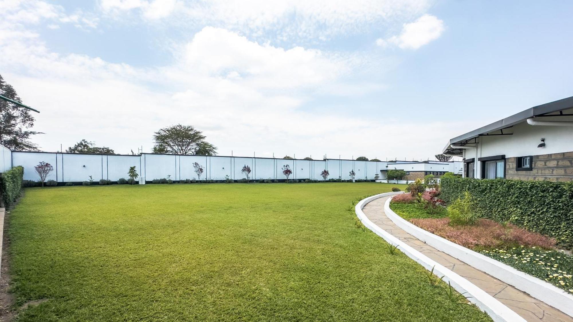 Avian Court Penthouse Aparthotel Naivasha Εξωτερικό φωτογραφία